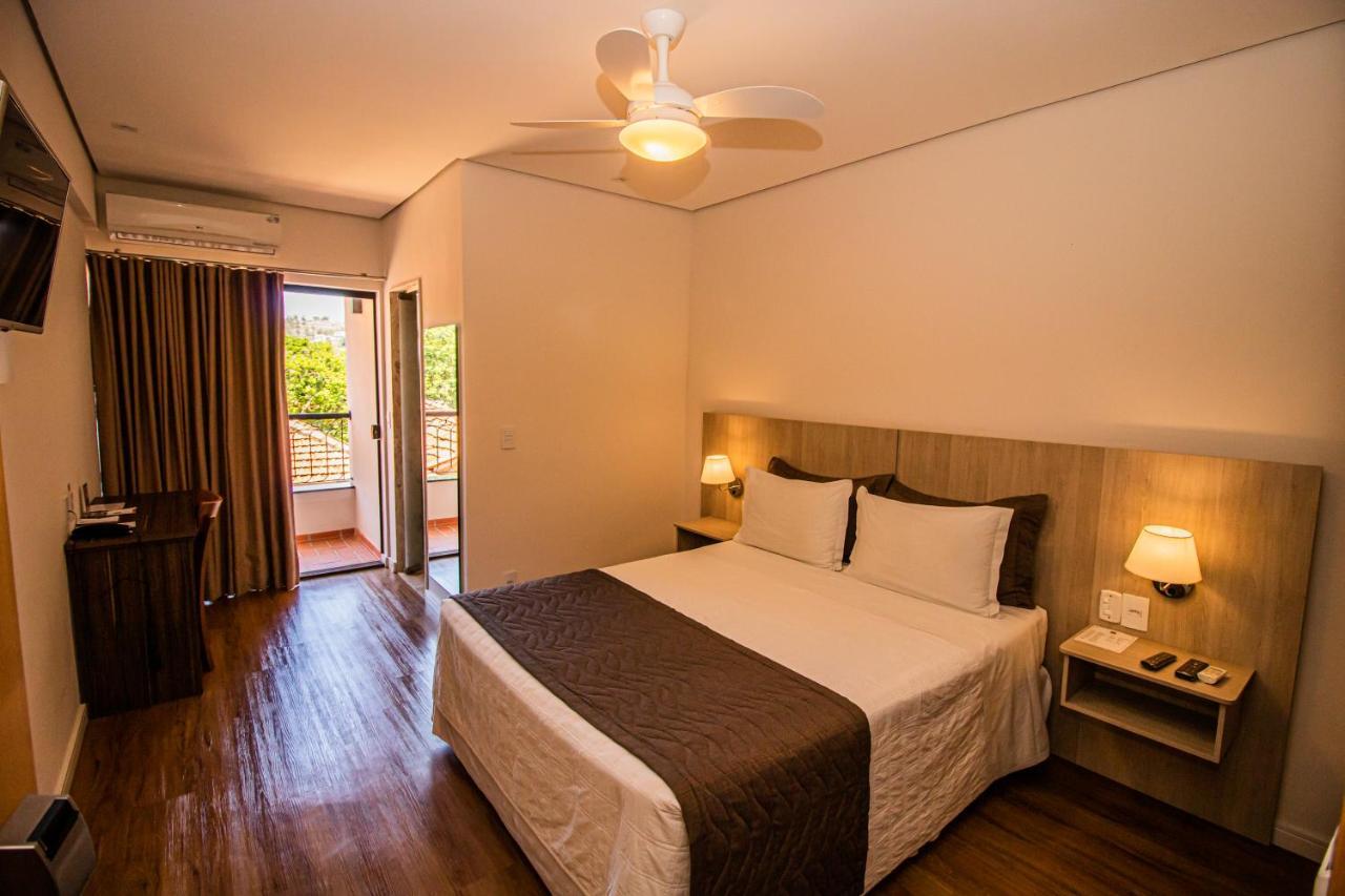 Prado Hotel Amparo  Buitenkant foto