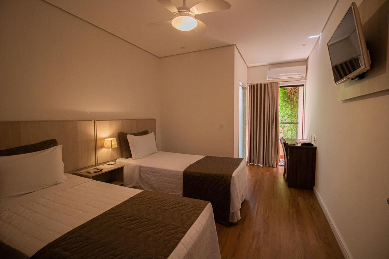 Prado Hotel Amparo  Buitenkant foto