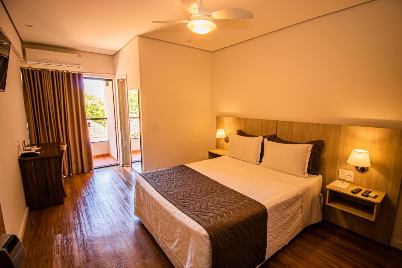Prado Hotel Amparo  Buitenkant foto